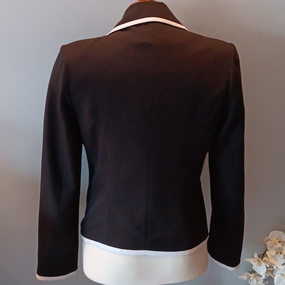 Cynthia Rowley black white trim blazer NWOT - Picture 2 of 5